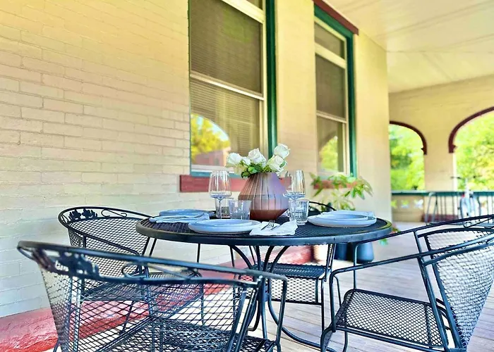 The Elliott Hotel At Highland Park By Luxe Pgh